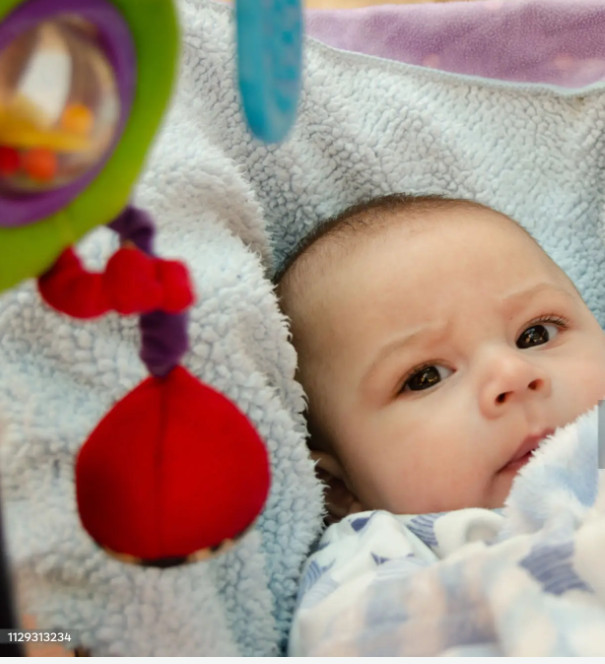 Tìm chị chăm bé chung cư Cao Thắng q3 bao ăn ở lương 11tr