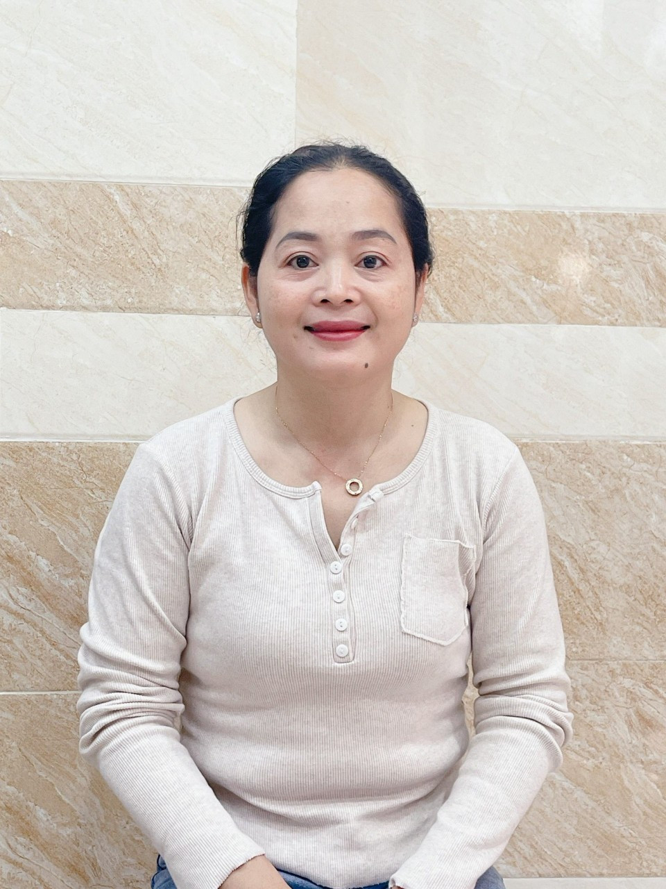 Chị Kim Thị Tuyền sinh 1984 quê Trà Vinh nấu ăn ngon tìm việc