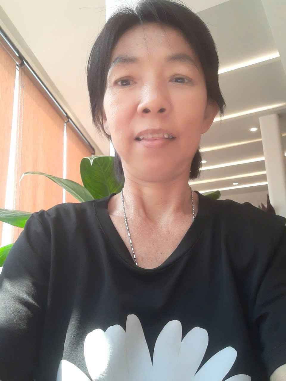 Chị Hạnh Nhi 1972- Quê quán Trung Quốc - CẦN TÌM VIỆC