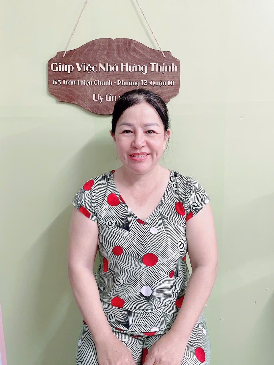 CHỊ CHÂU HÀ - CHUYÊN CHĂM EM BÉ - CẦN TÌM VIỆC LÀM ĂN Ở LẠI - TẾT KHÔNG VỀ