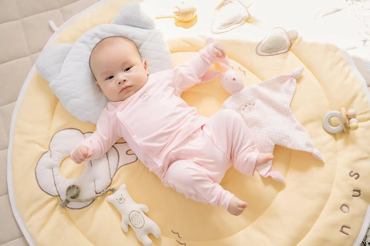 Tìm Chị Chuyên Chăm Sóc Bé 4 Tháng Tuổi Bao Ăn Ở Lại