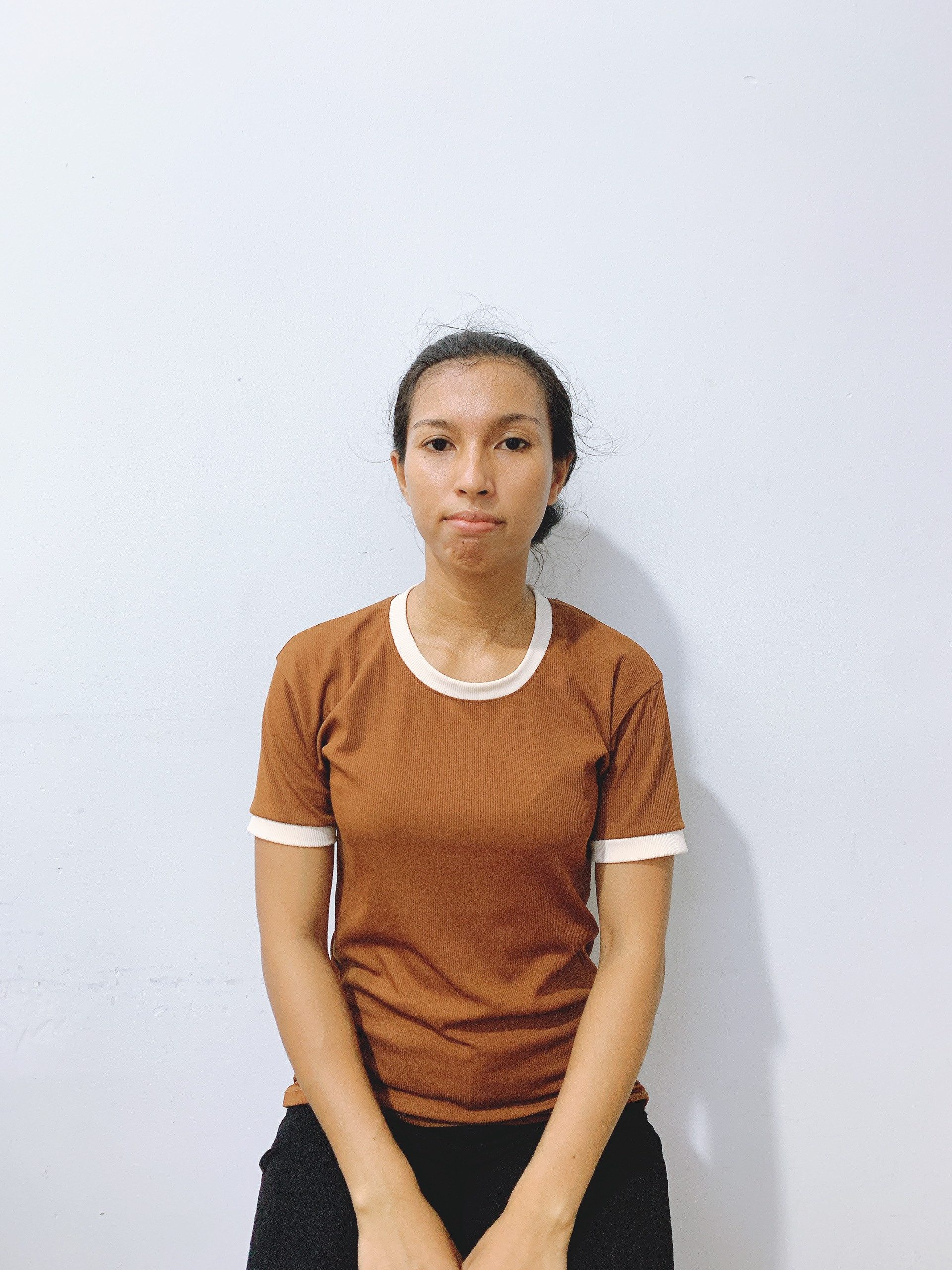 Em Thoại - Quê ở Ninh Thuận GIỎI VIỆC NHÀ, YÊU THƯƠNG BÉ NHỎ