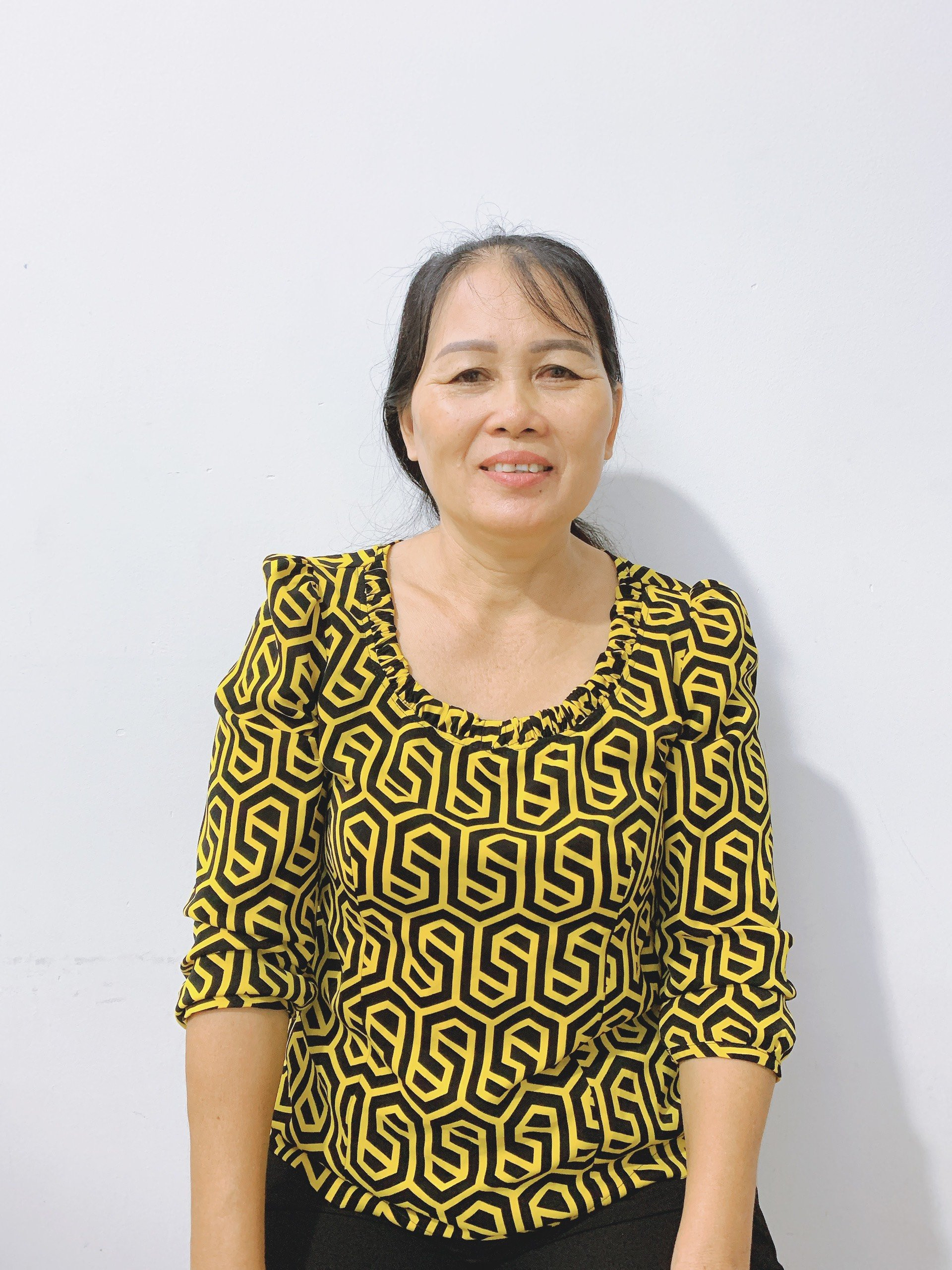 Chị Hồng Dân  52 tuổi chăm bé giỏi.