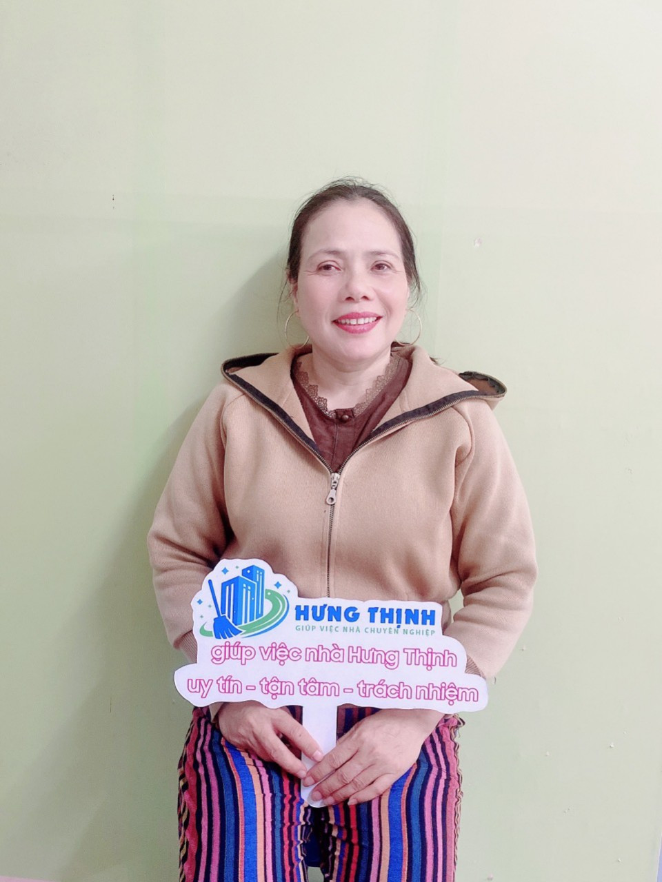 Chị Hoa, sn1970,Bình Định, cần việc làm ngay, có kinh nghiệm giúp việc nhà nhiều năm. Lương 8tr.