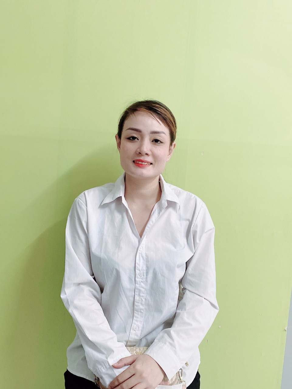 Chị Võ Thị Trúc Ngân, sinh năm 1987, quê Vĩnh Long - GIÚP VIỆC NHÀ PHỤ CHĂM BÉ