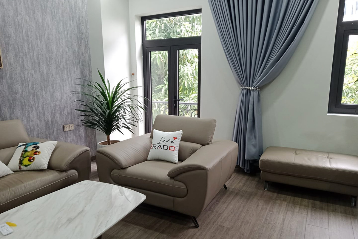 Vợ Chồng Cần Gấp Chị Có Thể Ở Lại Cùng Với Gia Đình