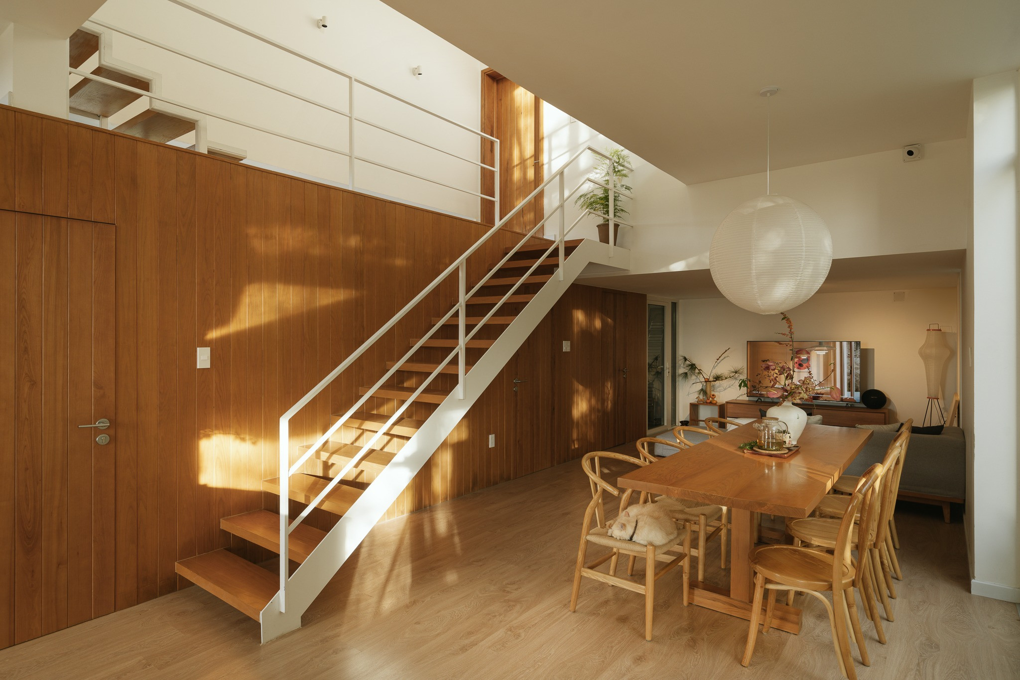 CẦN TÌM NGƯỜI GIÚP VIỆC NHÀ