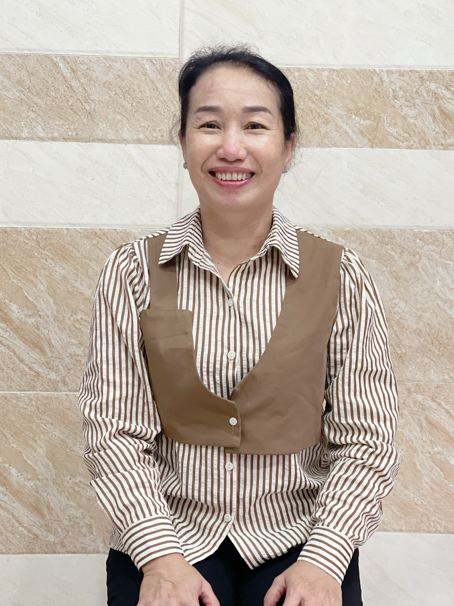 Chị Minh Sn 1973-Quê Kiên Giang Chuyên Nhận Giúp Việc Nhà, Nấu Ăn, Phụ Quán