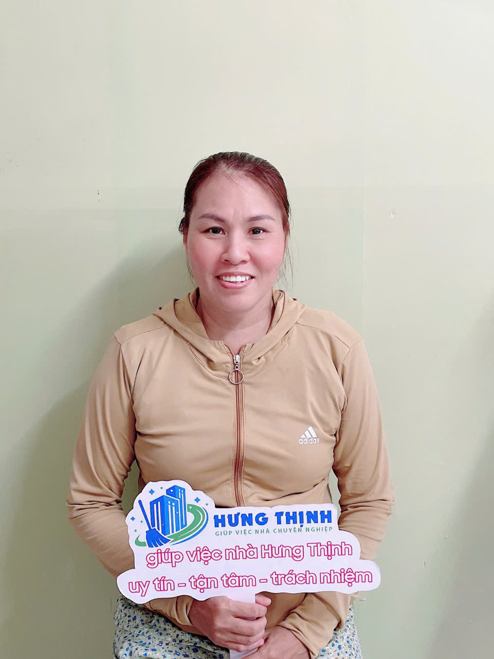 CHUYÊN GIÚP VIỆC NHÀ - NẤU ĂN NGON - KHÔNG VƯỚNG BẬN GIA ĐÌNH - TÌM VIỆC LÀM Ở LẠI LÂU DÀI