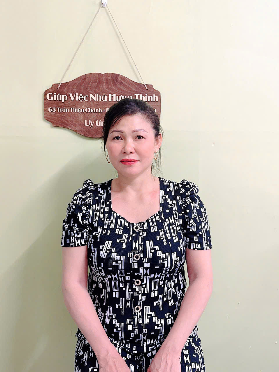 CÔ CẨM 1974, VĨNH LONG - TÌM VIỆC GIÚP VIỆC NHÀ, PHỤ CHĂM BÉ