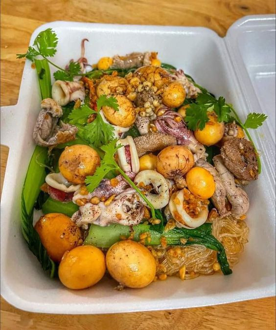 Em ở Thảo Điền Quận2. cần tìm gấp 1 chị giúp việc lương 10 triệu có bao ăn ở