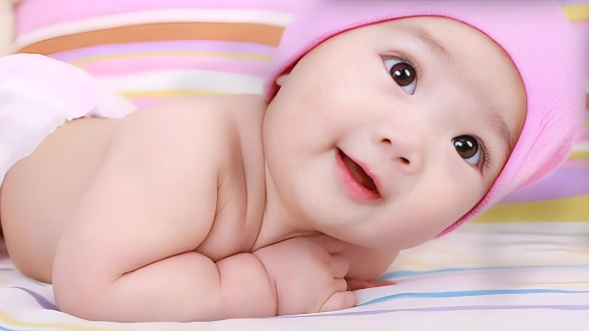 CHUNG CƯ NGUYỄN THÁI BÌNH QUẬN 1 CẦN CHỊ CHĂM BÉ LƯƠNG 11TR