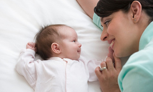 Kiếm Chị Chuyên Về Chăm Sóc Bé Sơ Sinh Bao Ăn Ở Tại Nhà Dưới 50 Tuổi