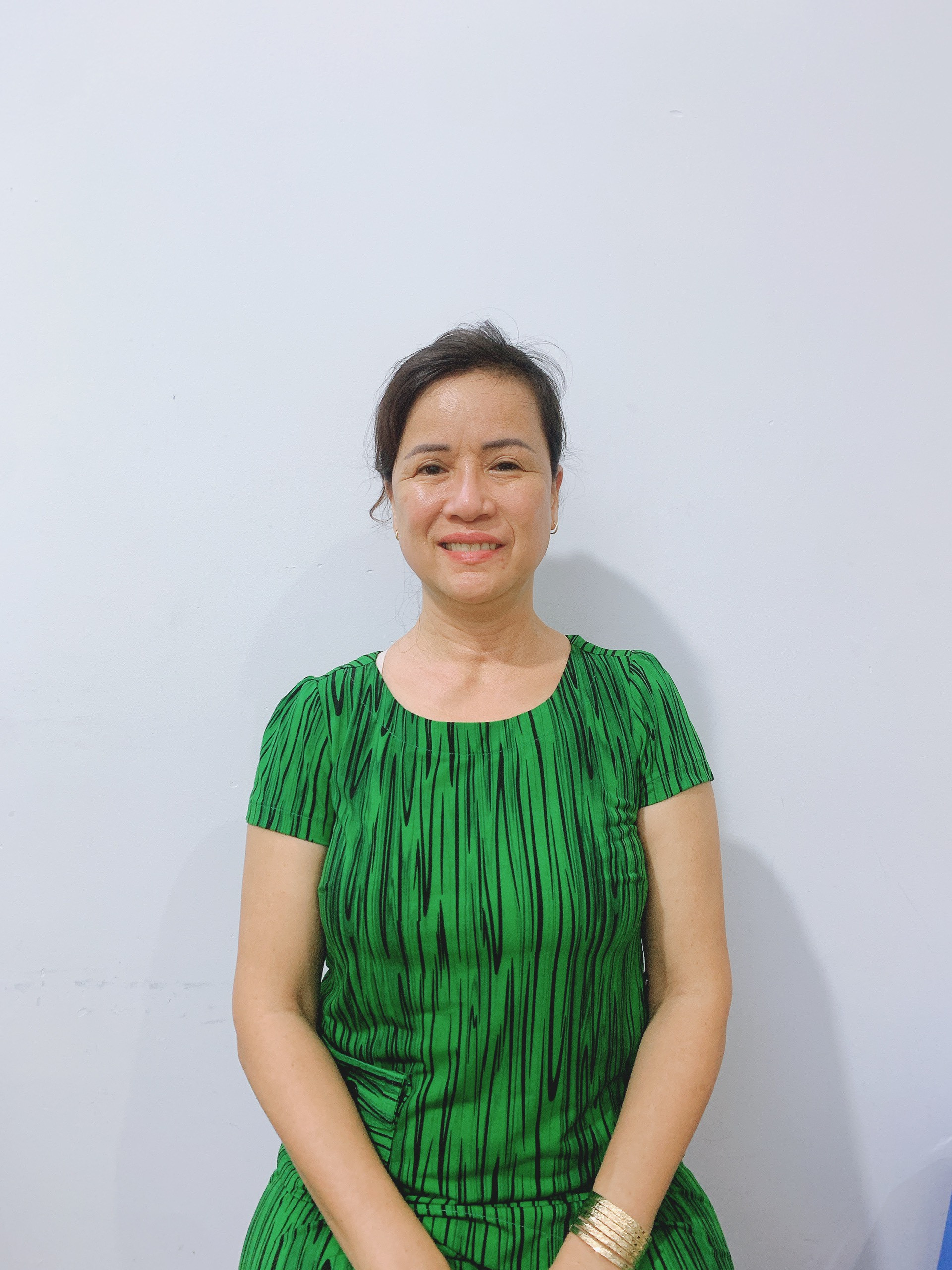 Chị Niên chuyên chăm em bé mát tay việc nhà kỹ tính sạch sẽ gọn gàng