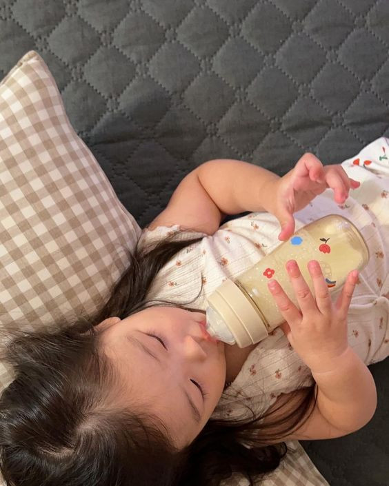 NHÀ EM CẦN TUYỂN GẤP 1 CHỊ CHUYÊN CHĂM BÉ LƯƠNG 10 TRIỆU