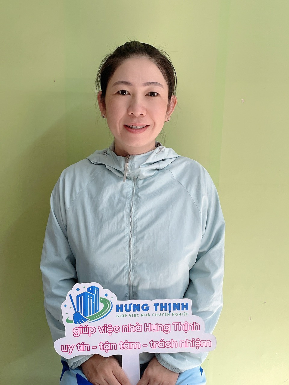 Chị Dương Yến Phương, Sinh Năm 1983, Quê Bình Thuận - Chuyên Chăm Bé Theo Eassy