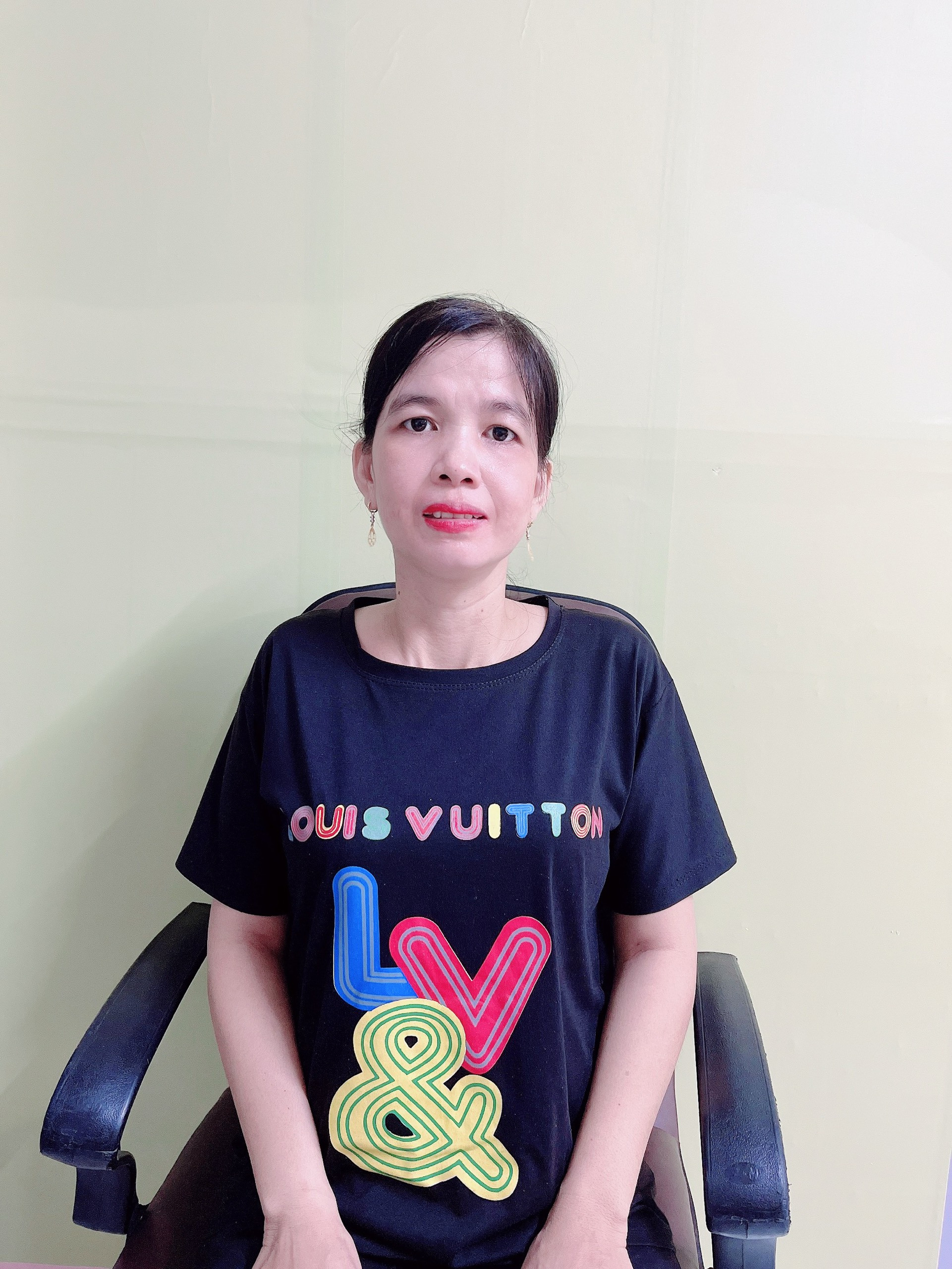 Chị Lâm Thị Ngoan sn 1984 quê Hậu Giang - GIÚP VIỆC NHÀ, TẠP VỤ, PHỤ QUÁN, PHỤ CHĂM BÉ LỚN