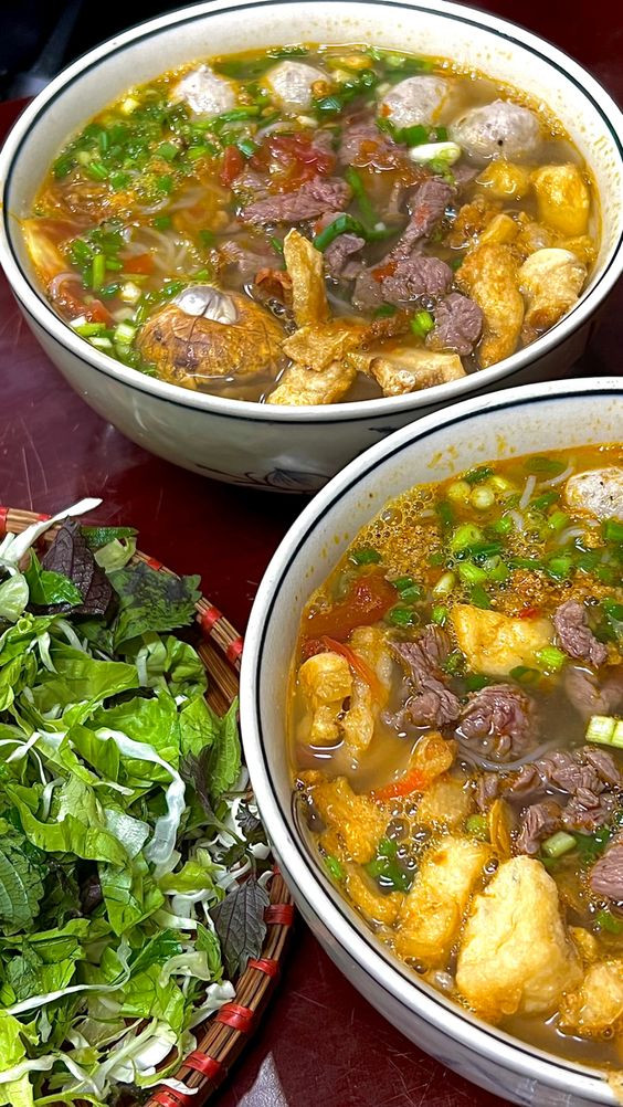 cần gấp.. gấp .. gấp lắm luôn 1 cô chỉ làm việc nhà k cần chăm trẻ với mức lương 11 triệu bao ăn ở