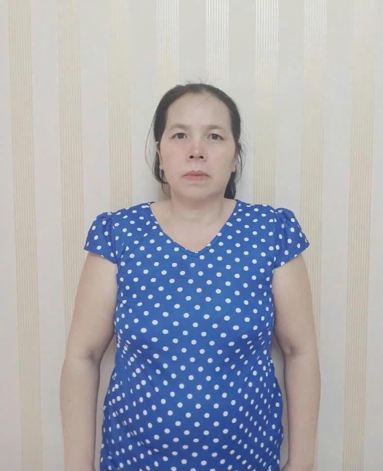 Chị      BÙI THỊ LINH THẢO    Sinh năm 1980   Quê: Bình Định