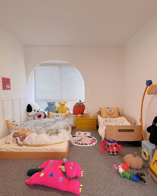 Cần tìm cô chăm bé phụ giúp việc nhà ( 40- 50 tuổi)