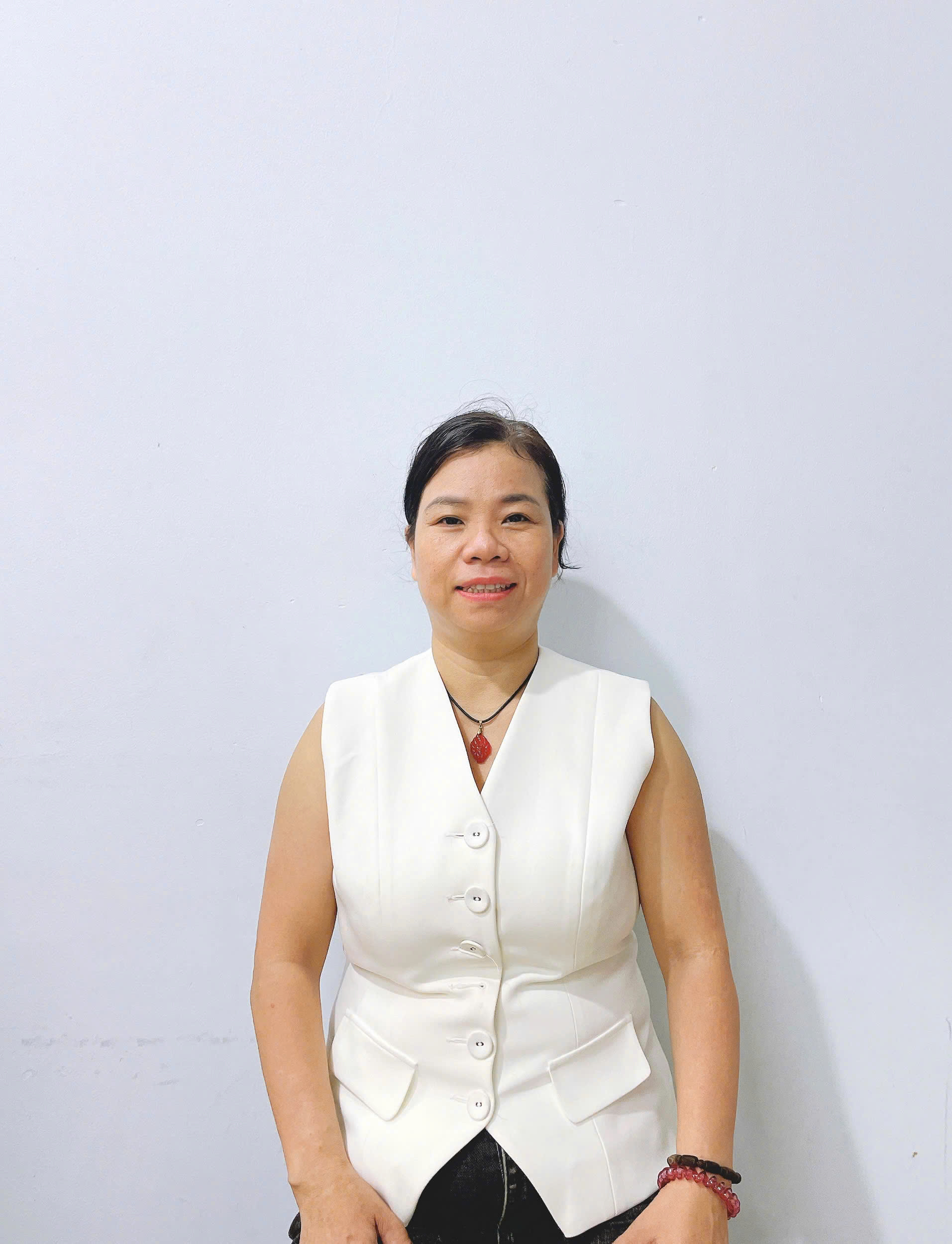 Em gái tìm việc giúp cô Tích (48 tuổi) - Thừa Thiên Huế: Chăm bé, phụ việc nhà tận tâm