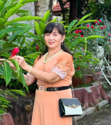 Cô Tú́c (56 tuổi) tìm việc giúp việc nhà, chăm người già, phụ chăm bé