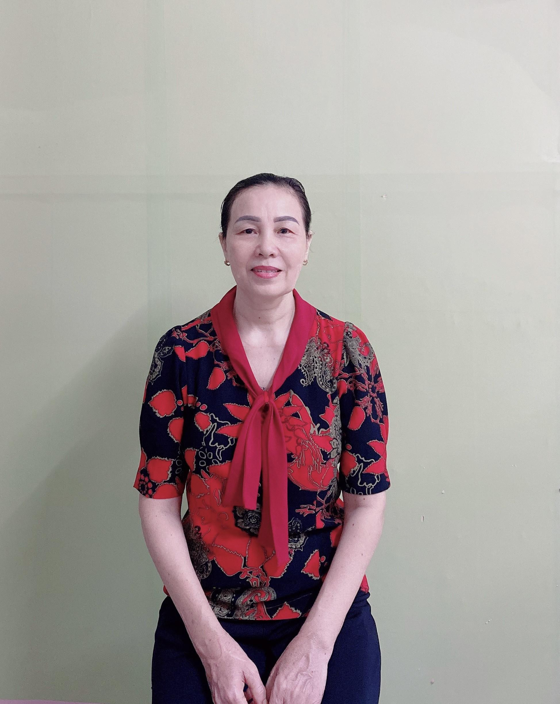 Chị Huỳnh Thị Lâm 49 Tuổi Quê Quãng Ngãi Nấu Ăn Siêu Ngon Đang Cần Việc Ạ, Sđt Của Chị 0982845784