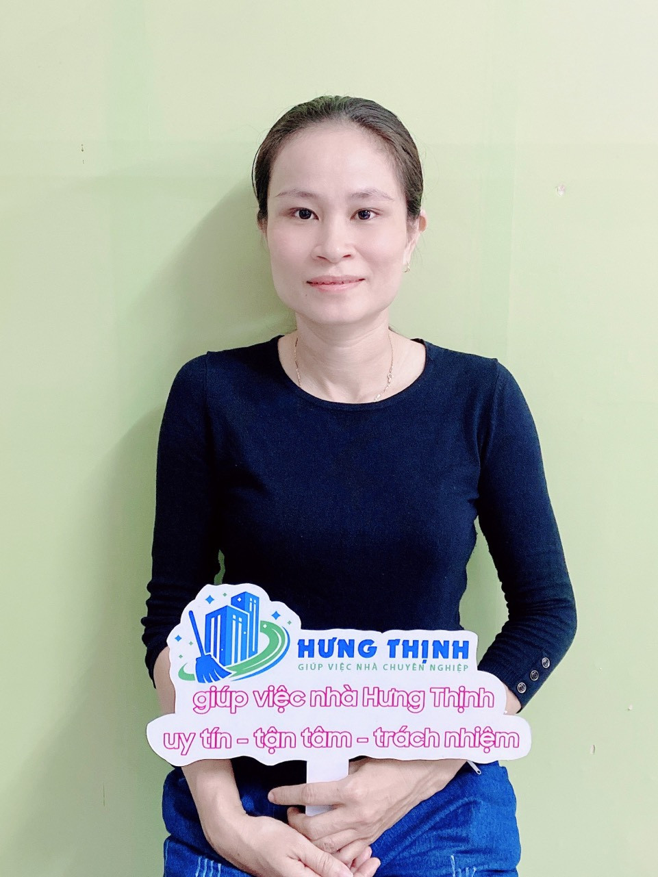 Chị Nguyễn Thị Tường Vi - SN 1987 - Người Miền Trung ( SDT LH : 0987605160 )