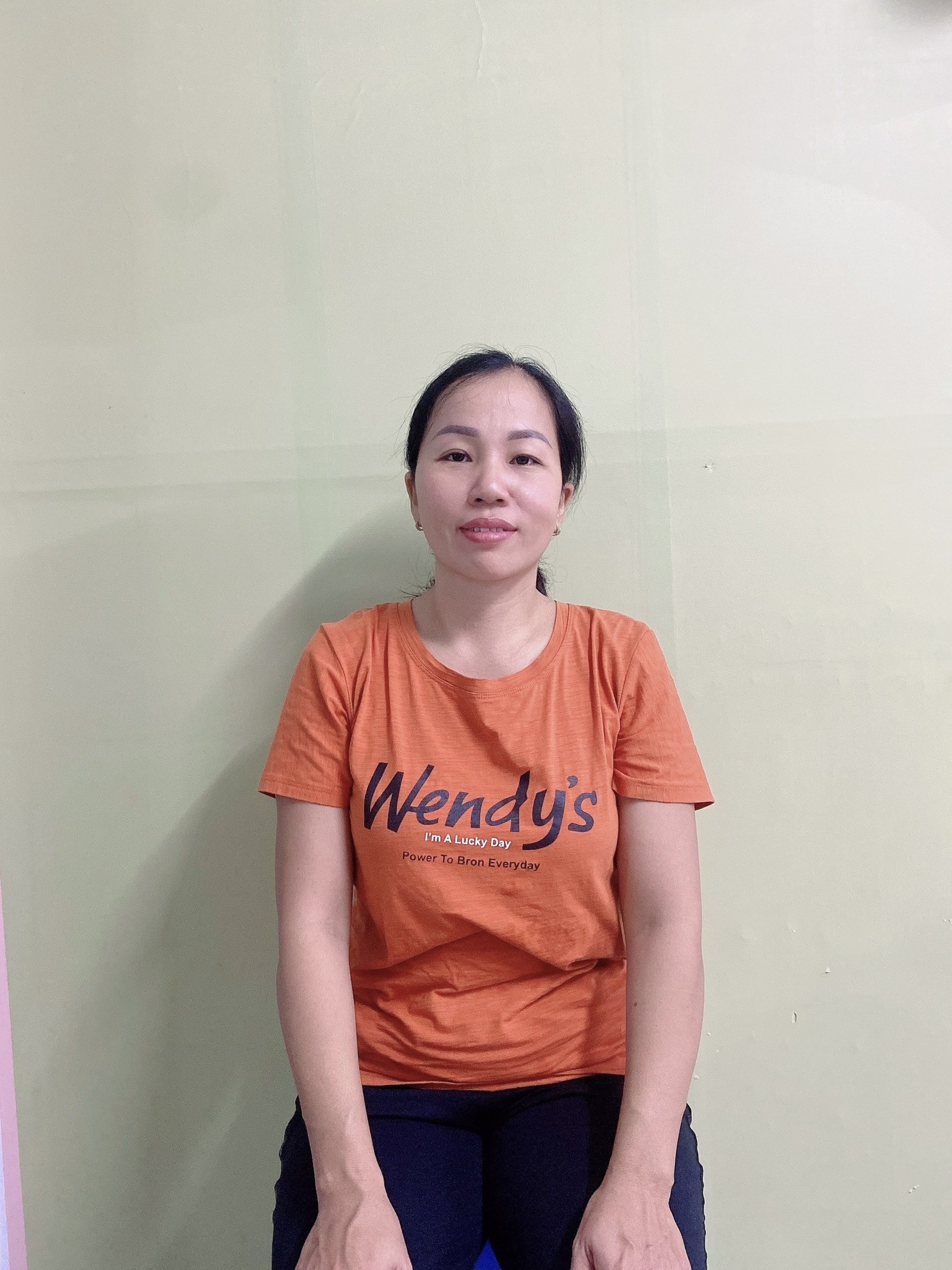 NGUYỄN THỊ THÚY HIỀN SINH NĂM 1984 BẾN TRE , CHỊ XIN LÀM CÔNG VIỆC GIÚP VIỆC NHÀ, CHĂM EM BÉ