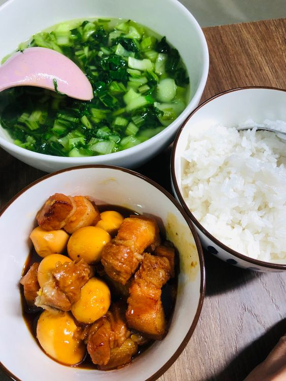 Hôm nay em lại cần 1 cô về làm nội trợ cho gia đình em tại quận Phú Nhuận !!