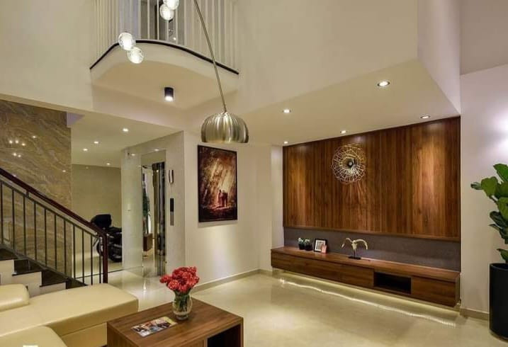 Gia đình em cần chị bảo mẫu , lương 11 triệu ( bao ăn ở) nhà em ở gần Vạn Hạnh Mall , quận 10.