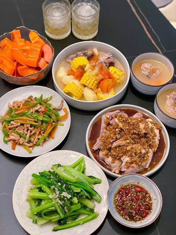 Gần Công Viên Hoàng Văn Thụ Tân Bình, Tìm Chị Giúp Việc Bao Ăn Ở. Lương 10 Triệu.