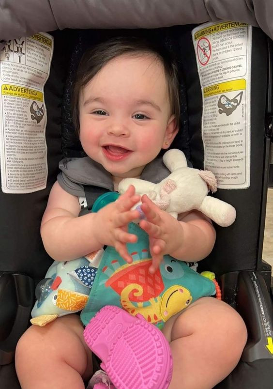 Alo alo.. Tìm gấp chị chăm bé 8 tháng tại Trường Chinh- Tân Phú