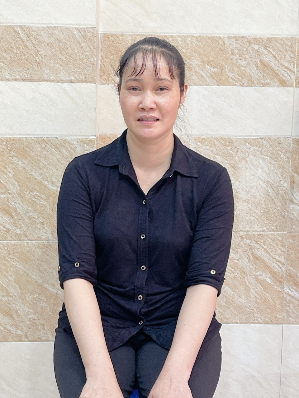 Chị Trinh 39 tuổi quê Tiền Giang tìm việc bao ăn ở lại với gia đình