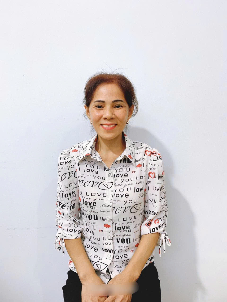 Chị Châu sinh năm 1972 quê Bến Tre siêng năng, hiền lành, giỏi việc nhà