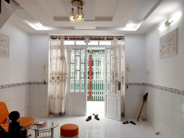 Gia Đình 3 Người Em Cần Một Chị Giúp Việc Nhà Bao Ăn Ở 10TR Ở Q12