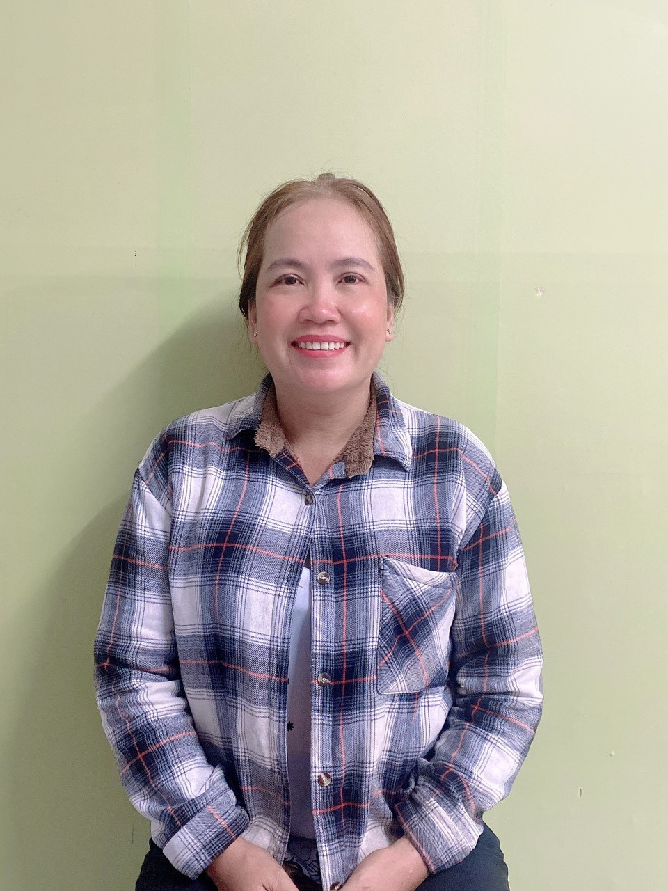 Chị Nguyễn Thị Xuân - 45 Tuổi - Quê Đồng Tháp - SDT LH : 098760510 ( Có Zalo )