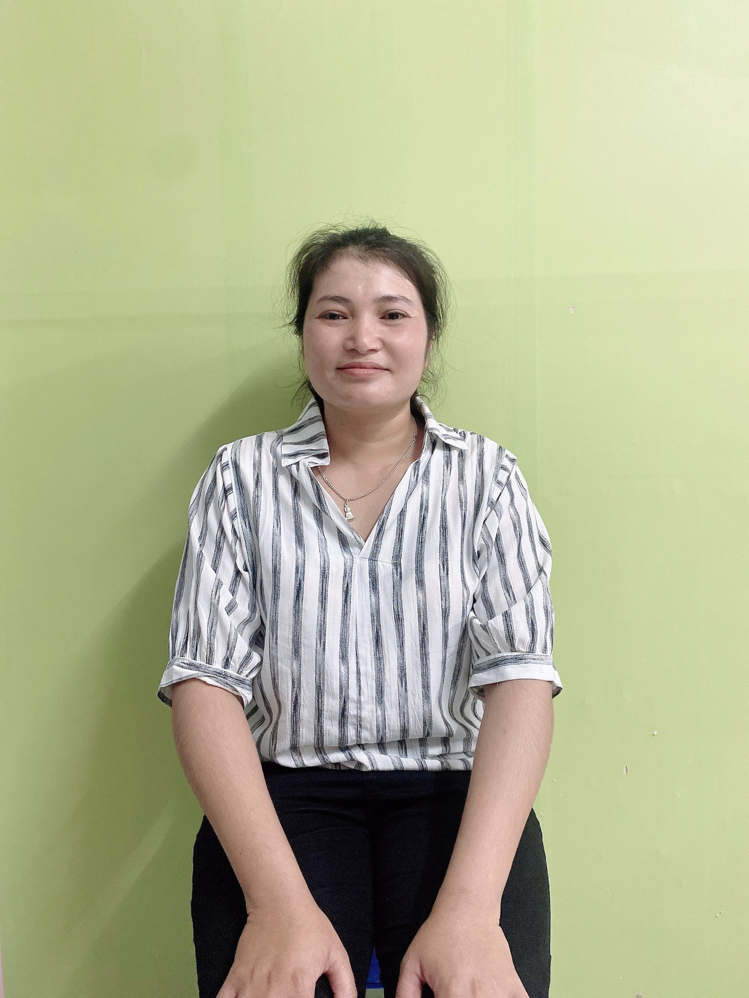 Em Đang tìm việc cho chị Của , Chị của nấu ăn cực kỳ ngon ạ