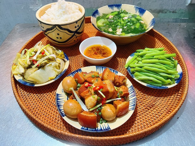 Cần chị giúp việc nhà lương 11 triệu ( bao ăn ở). ở mạc thiên tích quận 5.