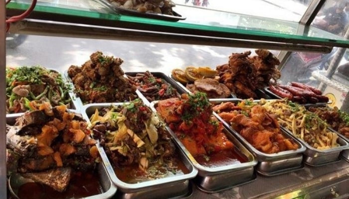 Cần gấp cô phụ quán cơm văn phòng làm ăn ở lại