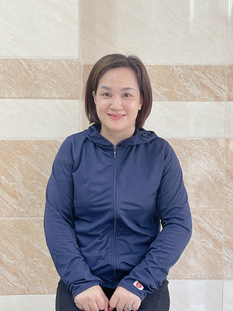 Chị Hằng, sinh năm 1980, quê Hà Nội tìm việc