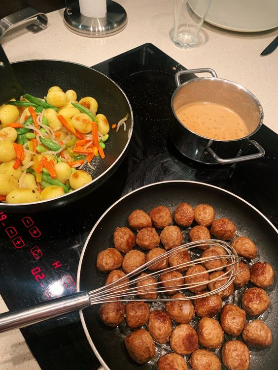 Tuyển Chị Giúp Việc Làm Ở Lại, Ổn Định Nhà Chỉ 3 Người Lớn.