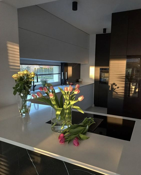 Em tìm chị giúp việc bao ăn ở tại Đường Nguyễn Thị Định, Quận 2, TPHCM.