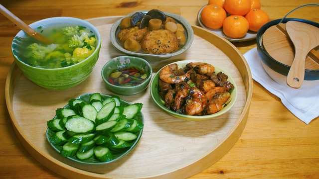 Chị gái em cần tìm người giúp việc ăn ở lại làm giúp việc nhà cho anh chị em