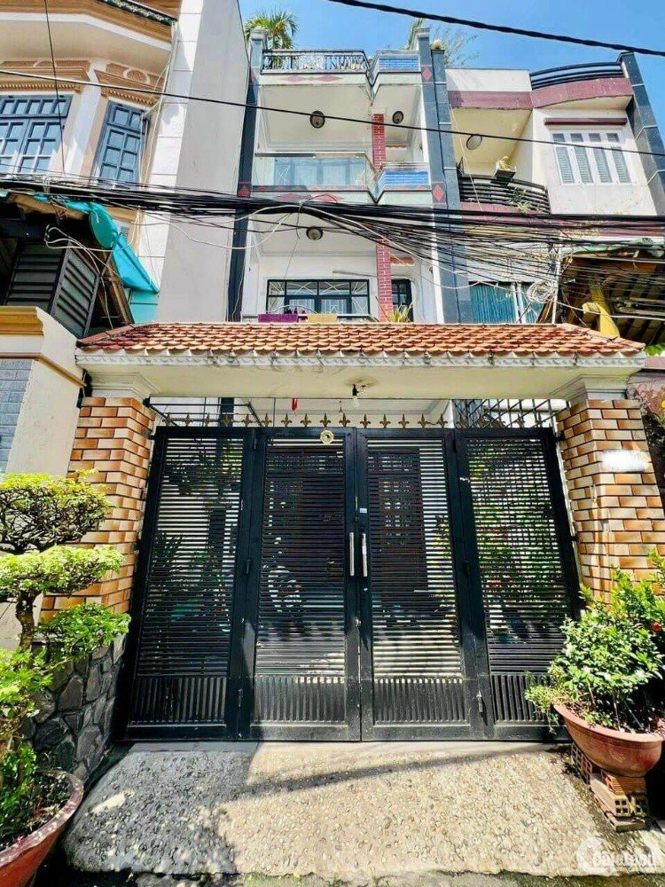 Đường Phan Huy Ích- Gò Vấp Em Cần Tìm Chị Giúp Việc Lương 10tr ( Bao Ăn Ở Lại)