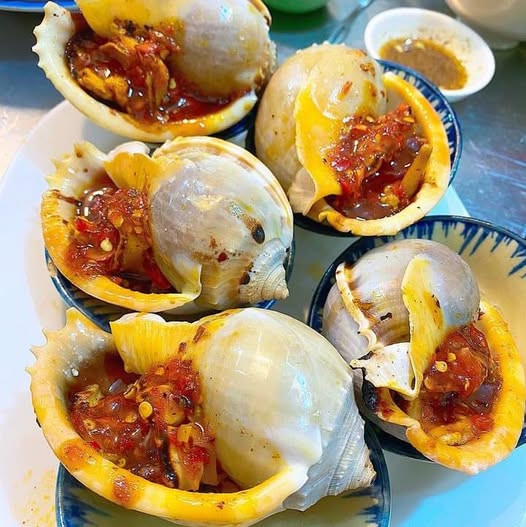 Giúp việc nhà 2 lầu Biên Hoà - Lương hấp dẫn