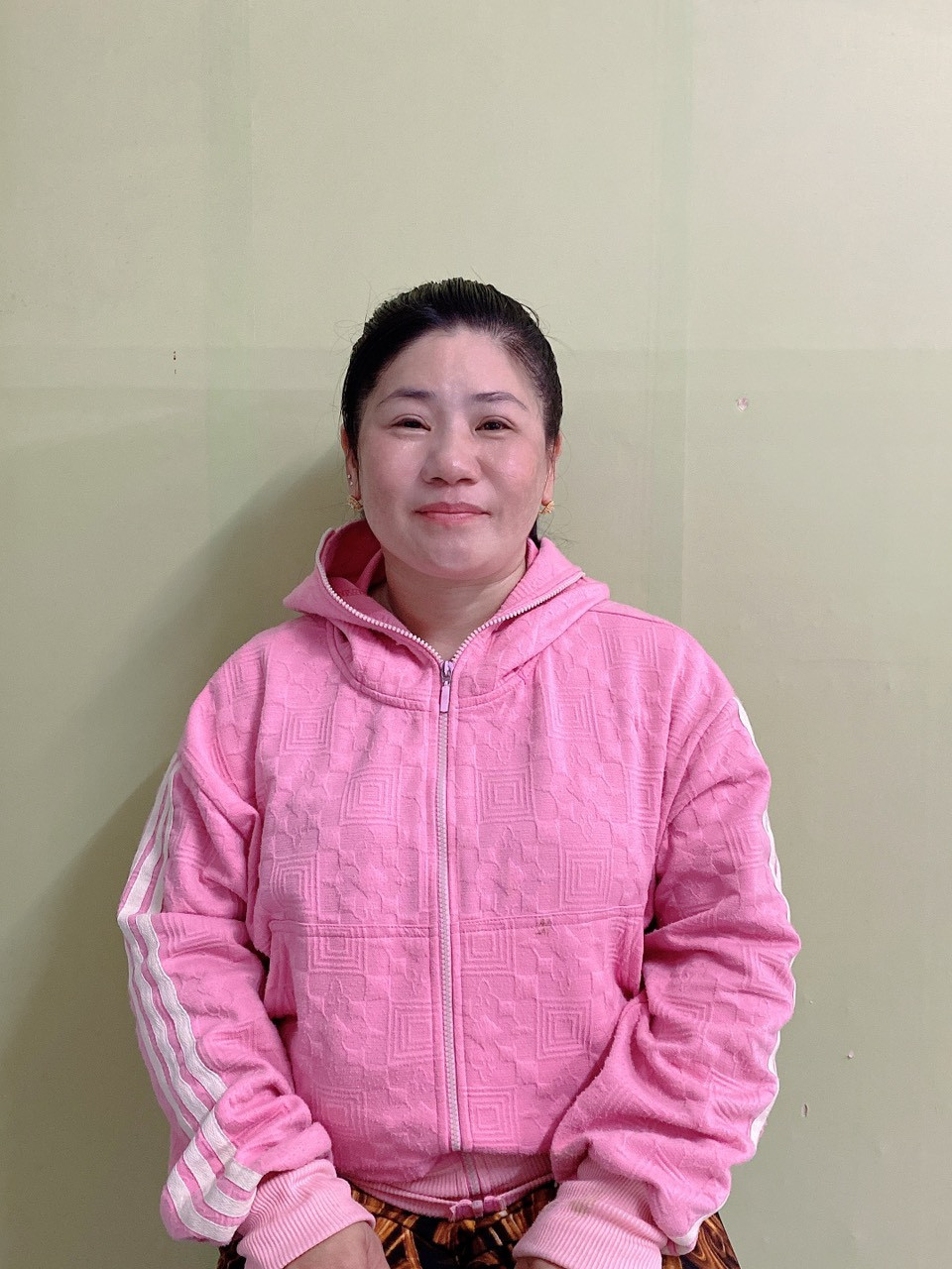 Em Tìm Việc Làm Cho Chị Tuyết Mai - 1983 - Người Miền Tây Hiền Lành Chất Phát