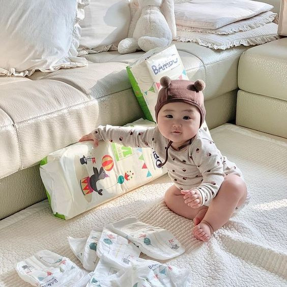 Có chị nào chăm bé 4 tháng tuổi mà làm ăn ở lại luôn được không.