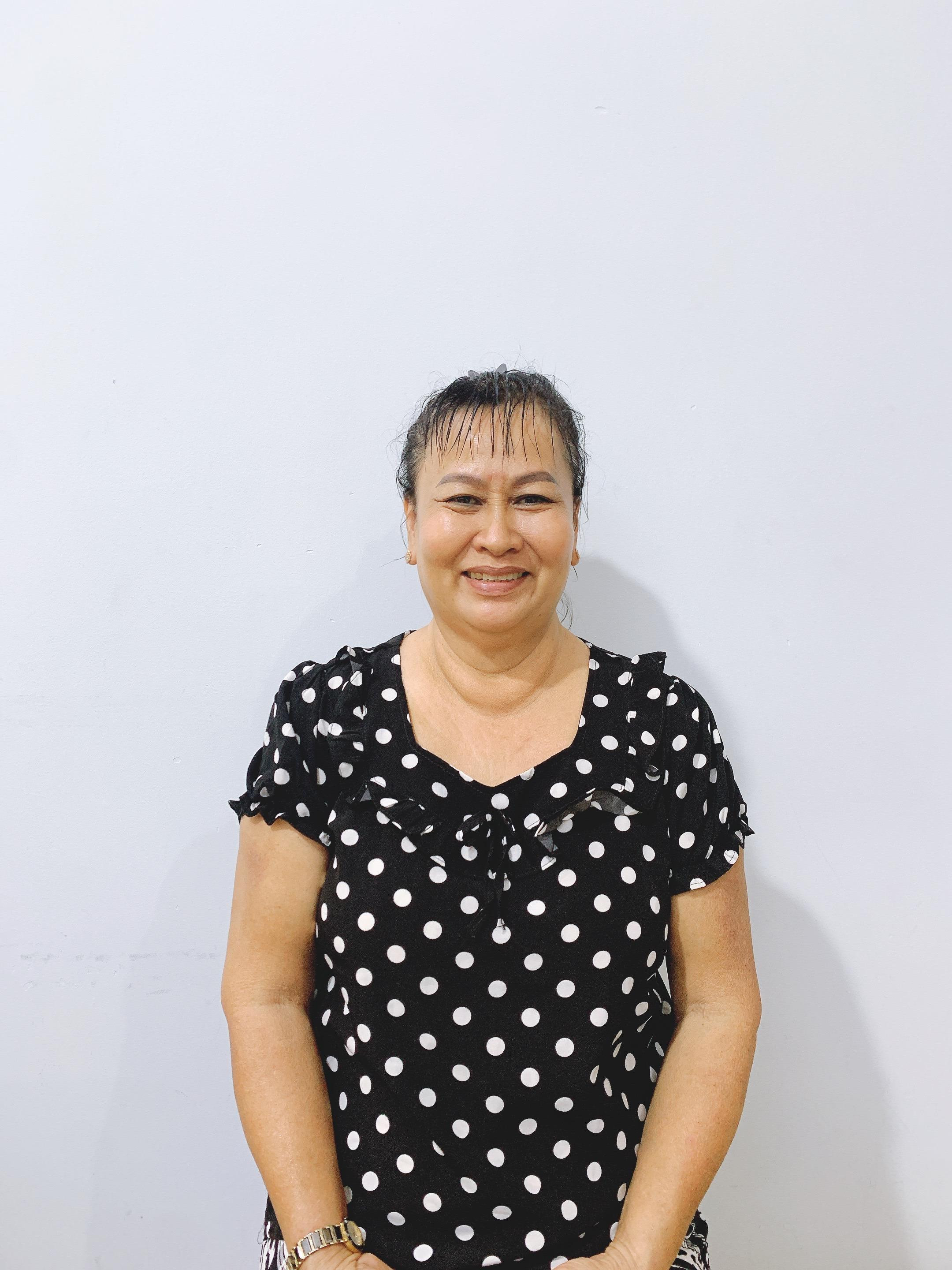 Cô Hằng, sinh năm 1970, quê Kiên Giang giỏi việc nhà