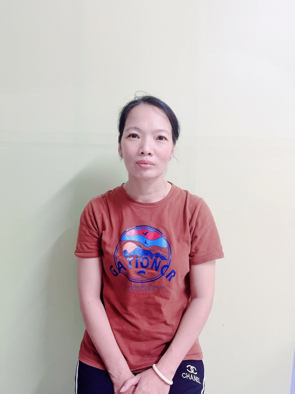 Em Đang Tìm Việc Cho Chị Hoa - Sinh Năm 1978 -Long An -Có Bằng Nấu Ăn